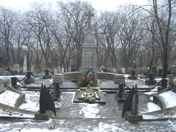 Владивосток, Морское кладбище, фото Дмитрия Ершова