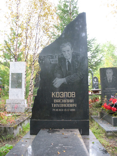 Второе городское кладбище г.Мурманска, фото Константина Советова