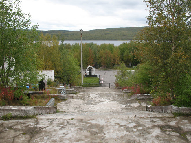 Второе городское кладбище г.Мурманска, фото Константина Советова