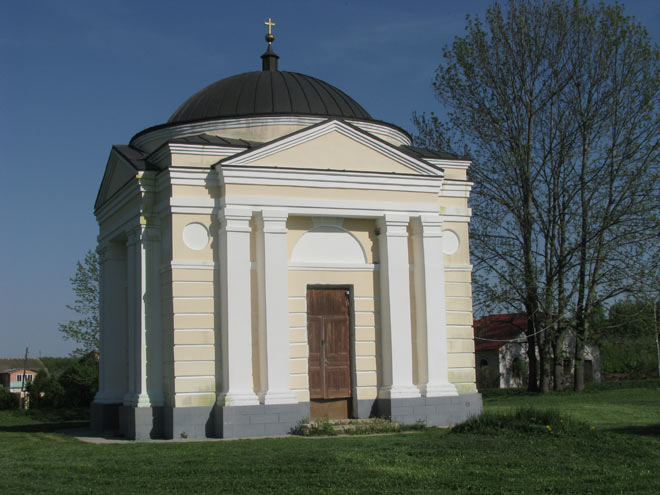 Склеп И.И. Лутовинова