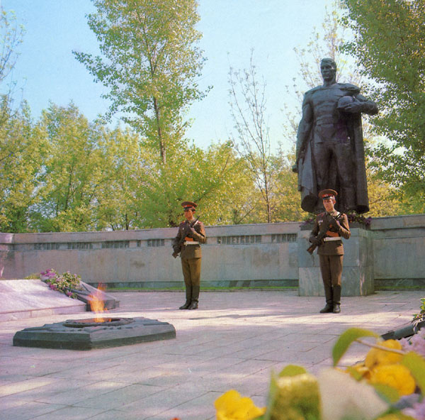 Мемориал бойцам ВОВ, конец 80-х г.,