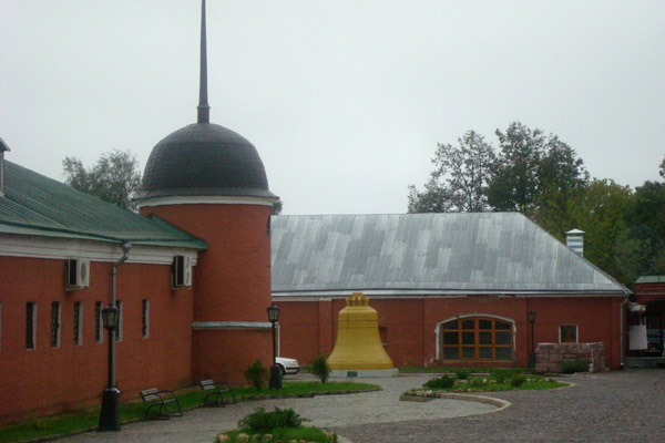 Конный двор